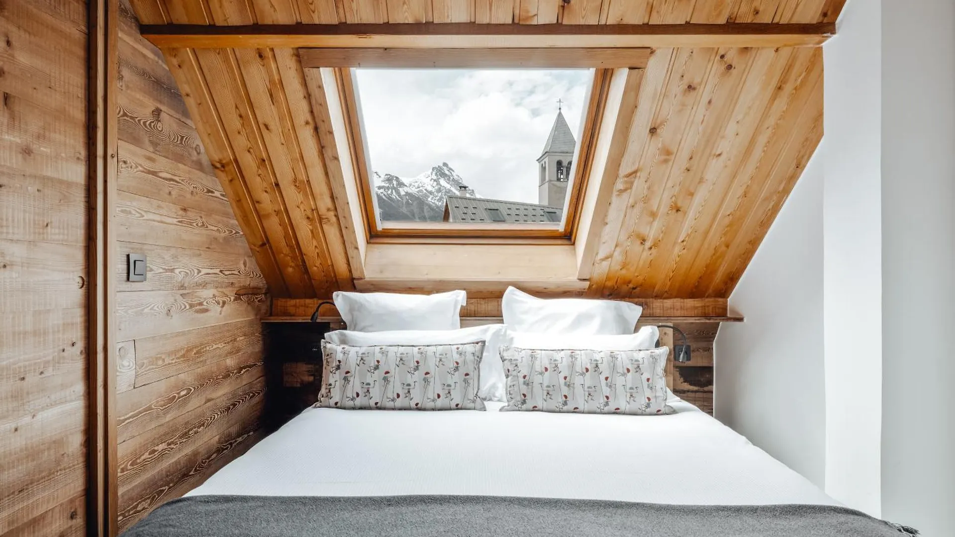 **** Hotel Alliey&Spa Piscine Appart-hôtel Serre chevalier Le Monêtier-les-Bains France